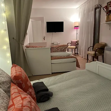 Charming In The Heart Of Apartment